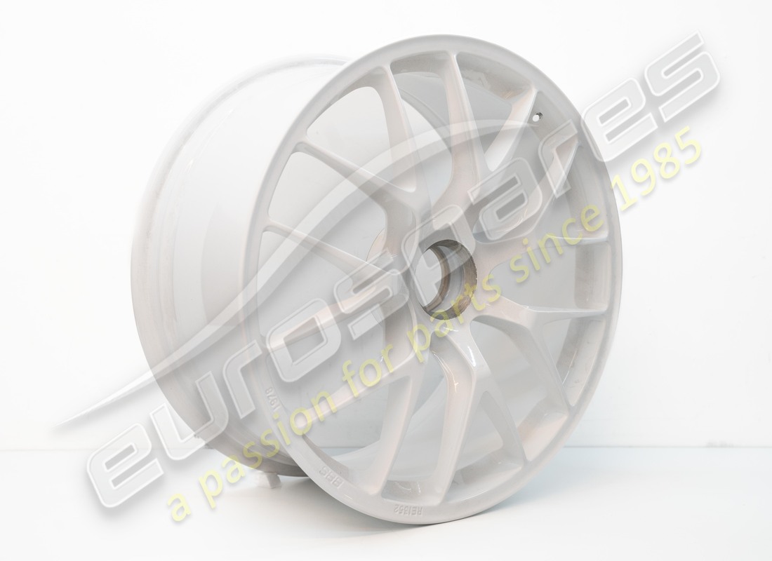 roue avant challenge reconditionnée ferrari 19 x 9 pouces. numéro de pièce 271993 (2)