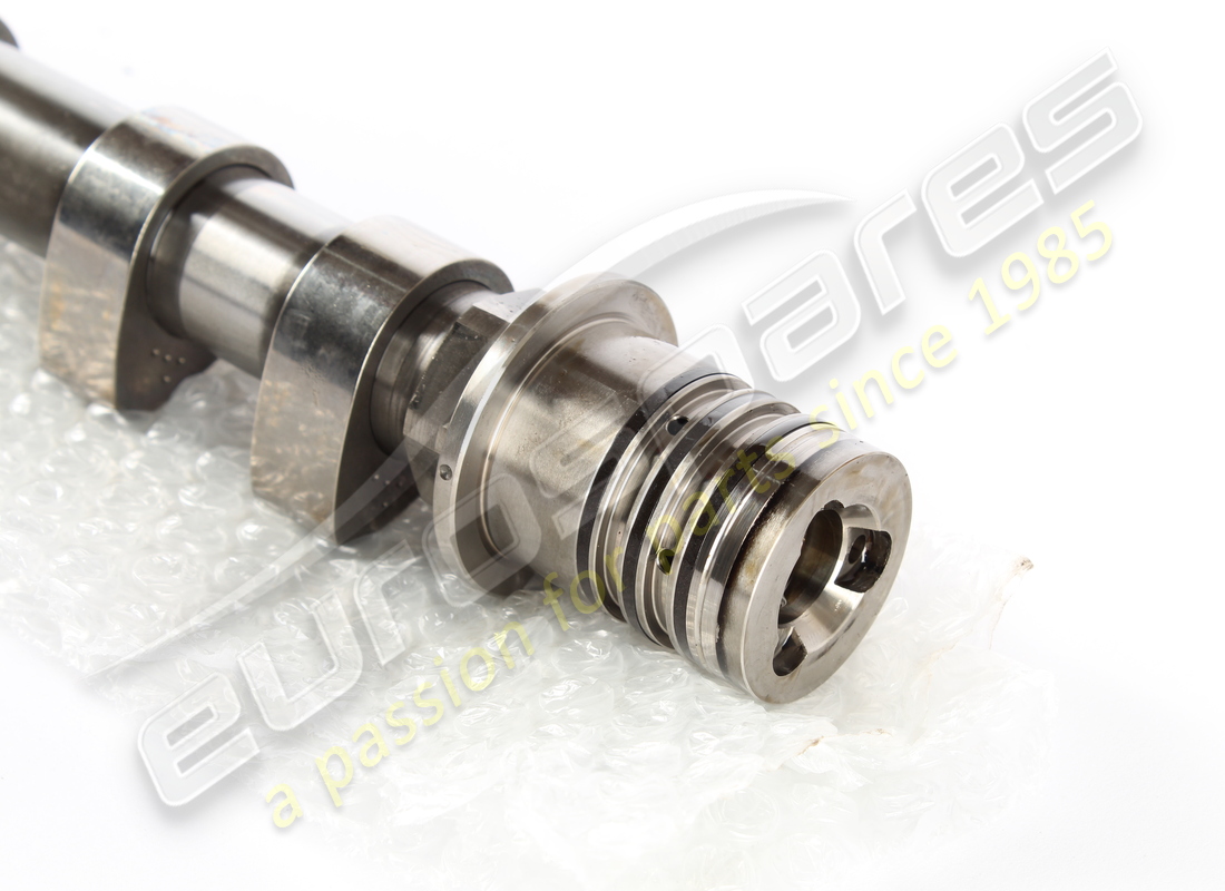 arbre à cames d'admission droit ferrari utilisé. numéro de pièce 259156 (2)