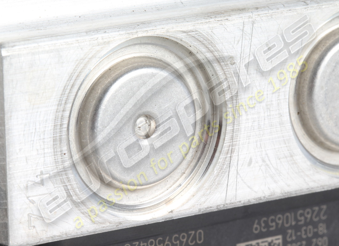 UTILISÉ FERRARI UNITÉ HYDRAULIQUE. NUMÉRO DE PIÈCE 331000 (8) utilisé ferrari unité hydraulique. numéro de pièce 331000 (8)