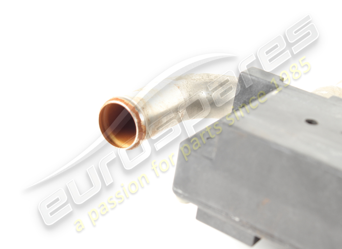 utilisé ferrari soupape rh tgk. numéro de pièce 67635900 (5)