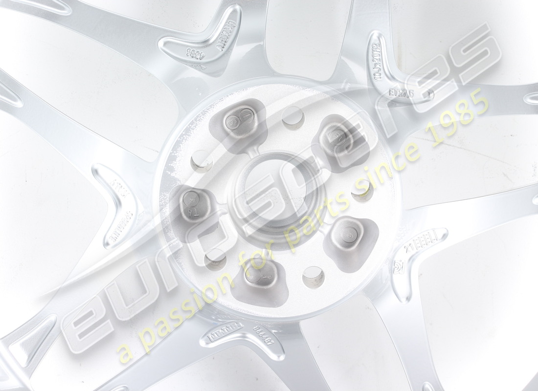 roue arrière ferrari reconditionnée. numéro de pièce 881321 (5)