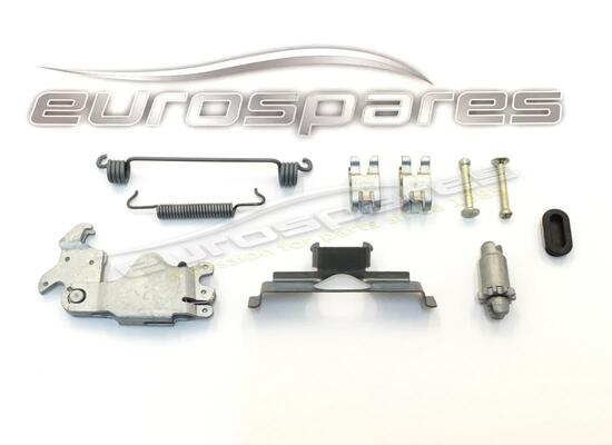 nouveau maserati kit d'accessoires et de fixations numéro de pièce 673000034