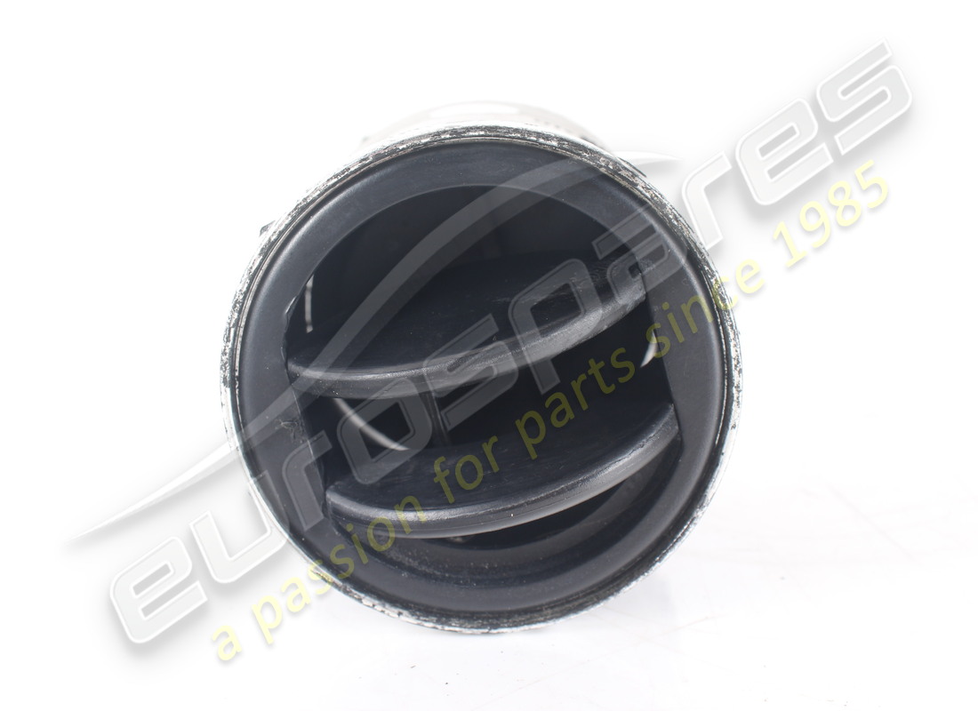 MASERATI ÉVENT UTILISÉ. NUMÉRO DE PIÈCE 382300802 (2) maserati évent utilisé. numéro de pièce 382300802 (2)