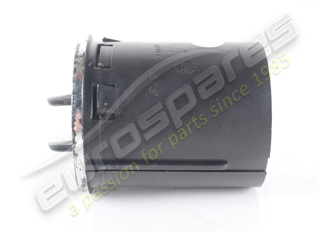 MASERATI ÉVENT UTILISÉ. NUMÉRO DE PIÈCE 382300802 (4) maserati évent utilisé. numéro de pièce 382300802 (4)