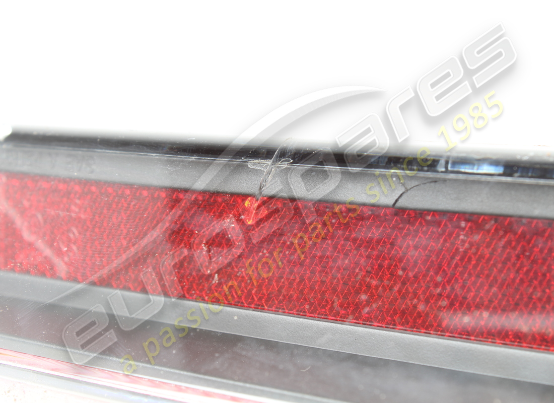 feu arrière utilisé lamborghini. numéro de pièce 410945096a (2)