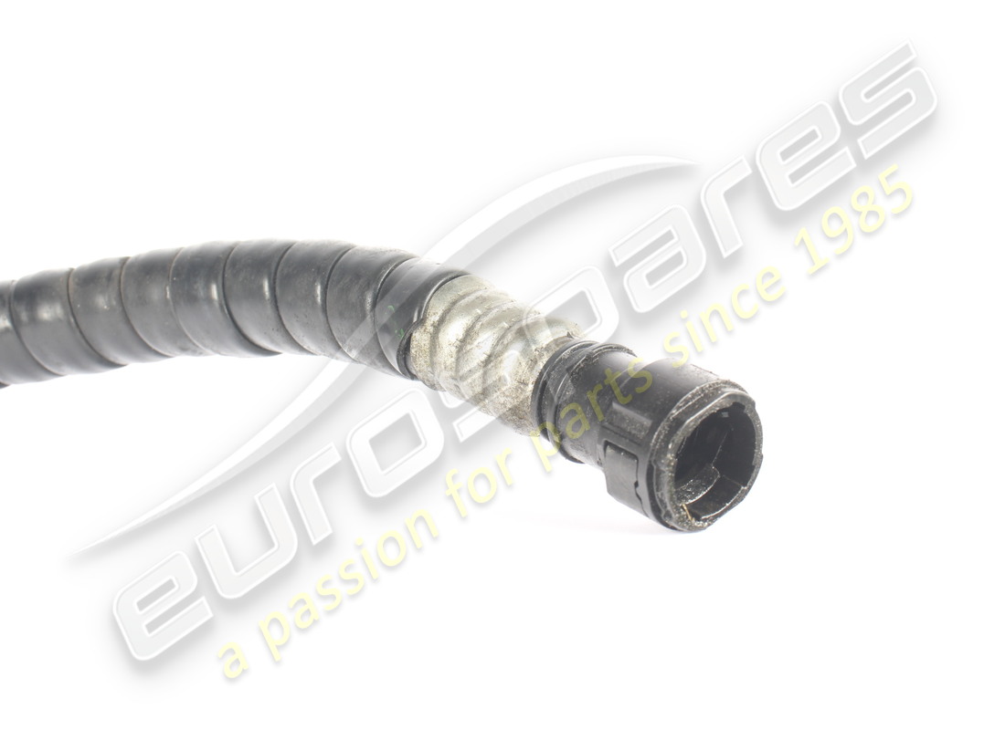 tuyau ferrari d'occasion sous le plancher. numéro de pièce 82890400 (3)