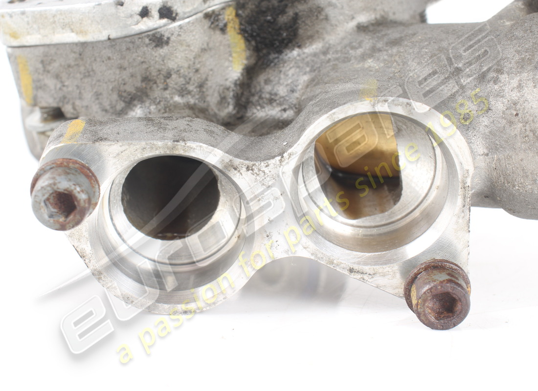 thermostat d'huile complet ferrari utilisé. numéro de pièce 304797 (2)