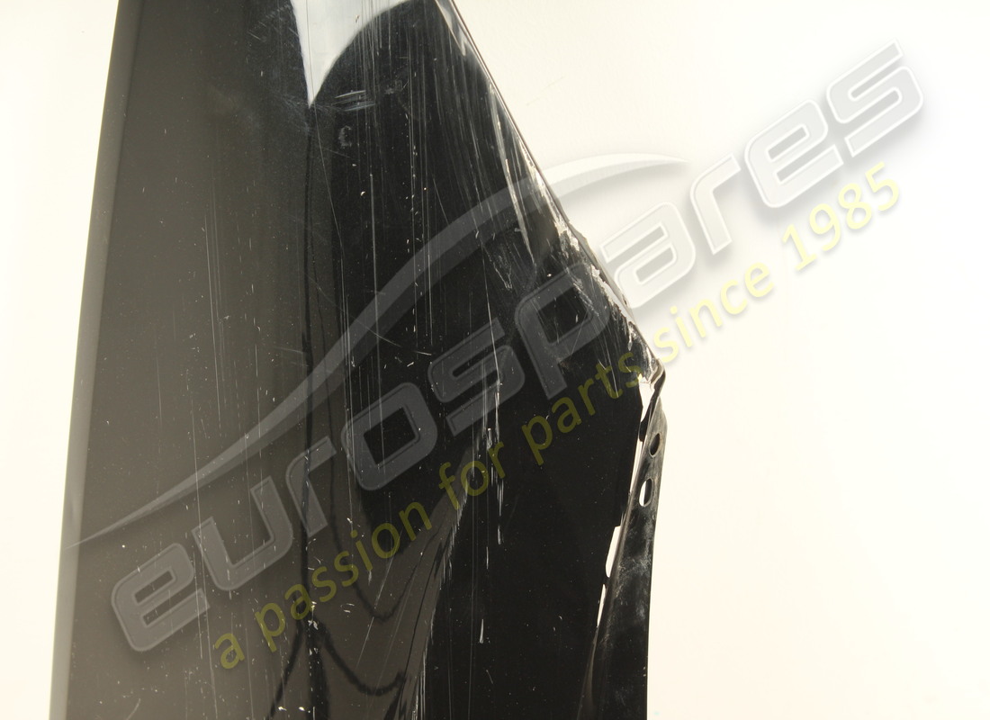 aile avant droite lamborghini endommagée. numéro de pièce 4ml821106a (3)