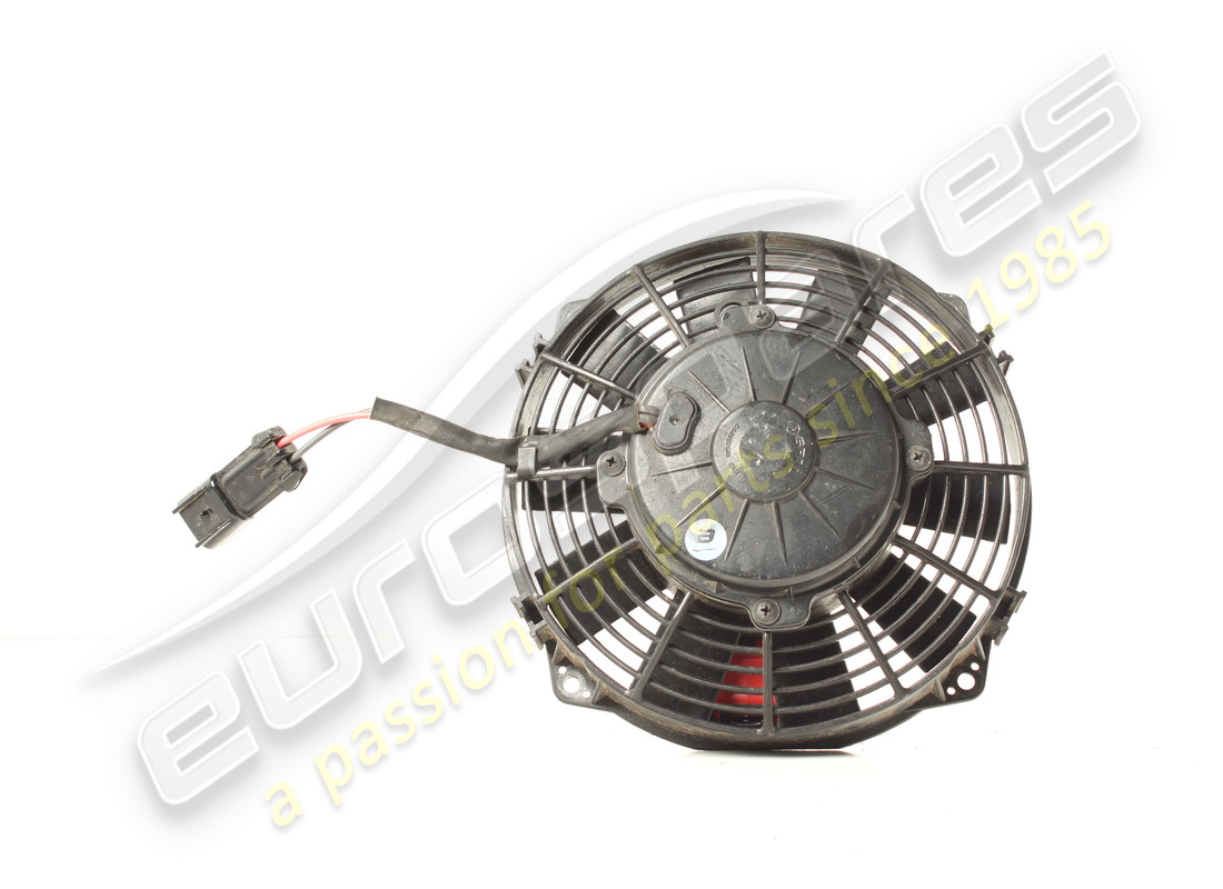 UTILISÉ Ferrari VENTILATEUR ÉLECTRIQUE POUR REFROIDISSEUR INTERMÉDIAIRE. NUMÉRO DE PIÈCE 319950 (1)