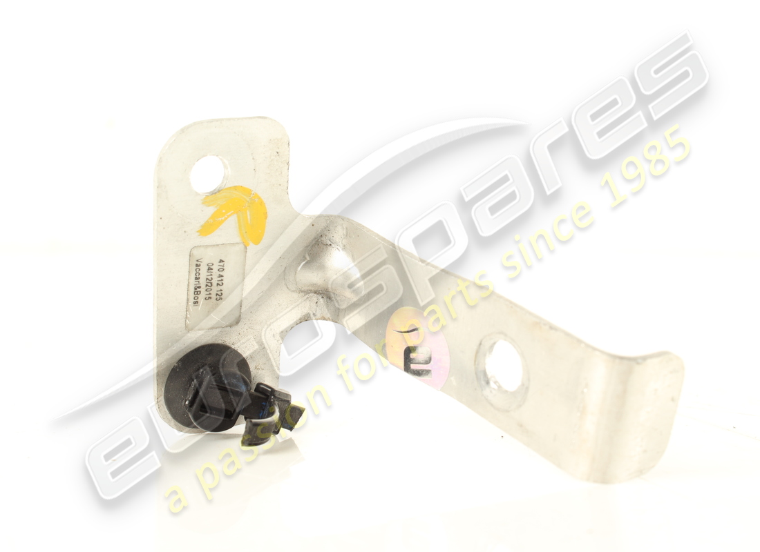 utilisé le support lamborghini. numéro de pièce 470412125 (2)