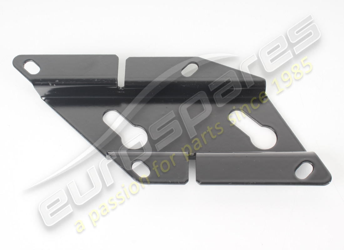 NOUVELLE PLAQUE GAUCHE DE FIXATION DE ROUE. RÉFÉRENCE 63602000 (2) nouvelle plaque gauche de fixation de roue. référence 63602000 (2)