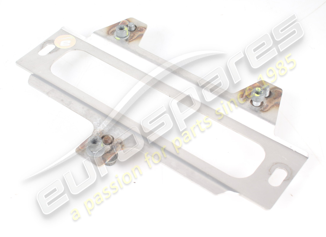 SUPPORT DE FIXATION D'ECU ION FERRARI D'OCCASION. RÉFÉRENCE 317658 (1) support de fixation d'ecu ion ferrari d'occasion. référence 317658 (1)