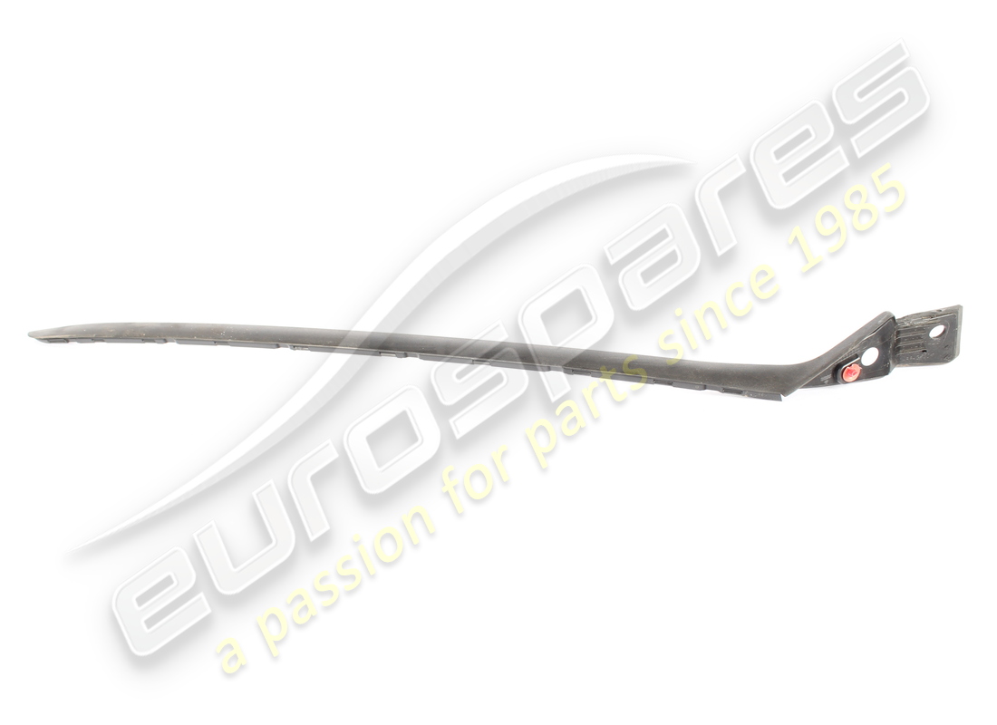moulure anti-crasement rh d'occasion maserati. numéro de pièce 670280320 (2)