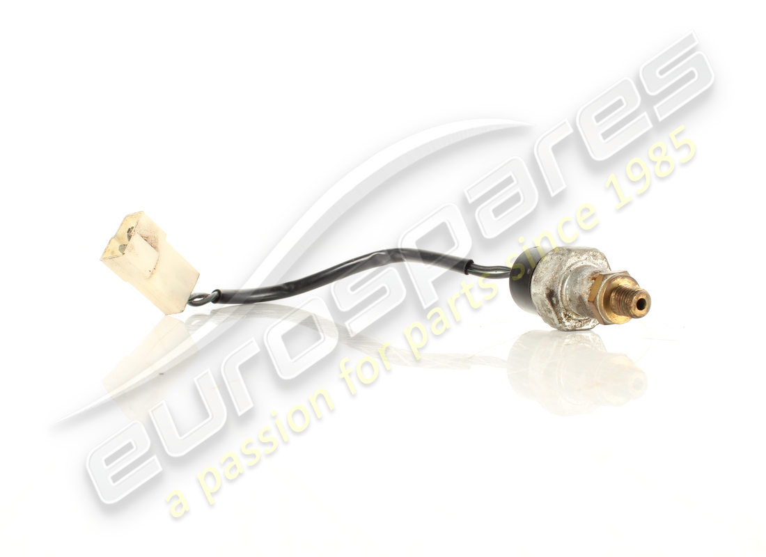 PRESSOSTAT Ferrari UTILISÉ. NUMÉRO DE PIÈCE 129102 (1)