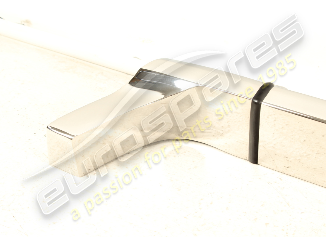 nouveau ensemble de pare-chocs arrière chromés eurospares. numéro de pièce 006763110a (4)