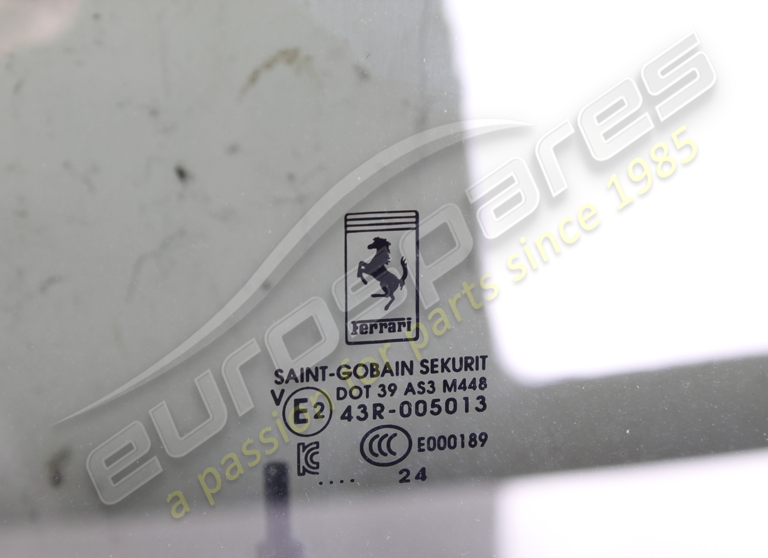 eurospares verre et cadre utilisés. numéro de pièce eap1481235 (2)