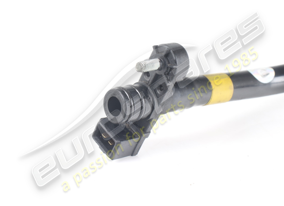 TUYAU D'OCCASION FERRARI COMPLET AVEC VANNE PCV. RÉFÉRENCE 315838 (2) tuyau d'occasion ferrari complet avec vanne pcv. référence 315838 (2)