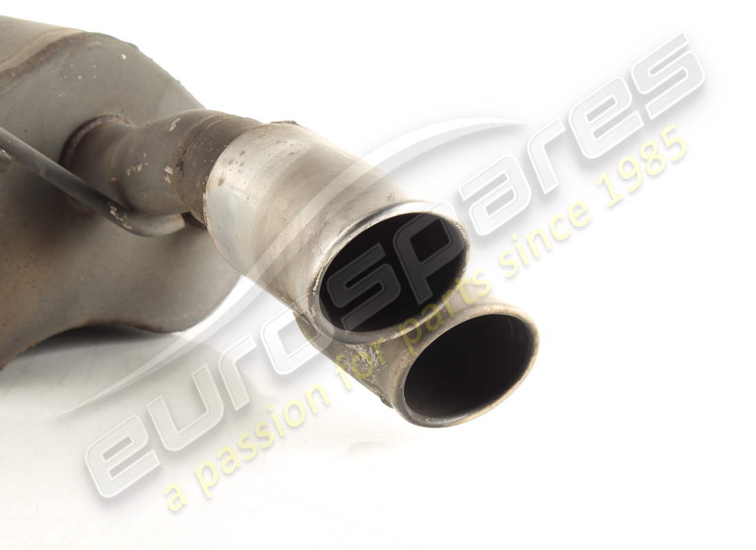 silencieux arrière droit maserati utilisé. numéro de pièce 237915 (2)