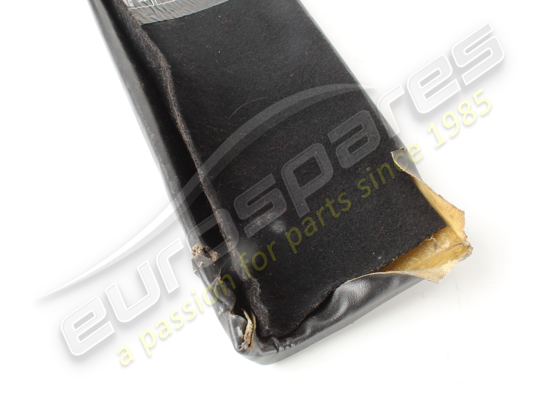 couverture utilisée de ferrari. numéro de pièce 62368600 (3)