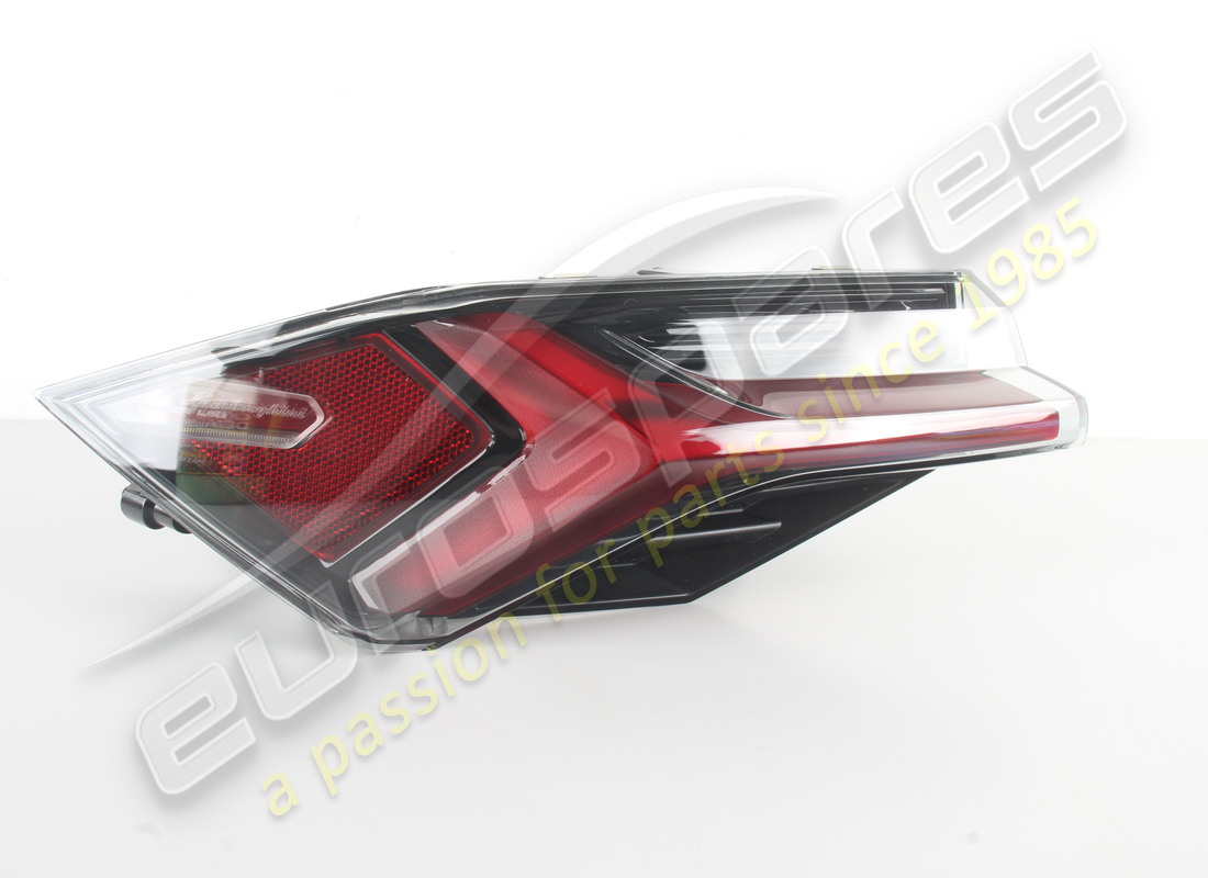 nouvelle combinaison arrière lamborghini. numéro de pièce 4ml945069a (1)