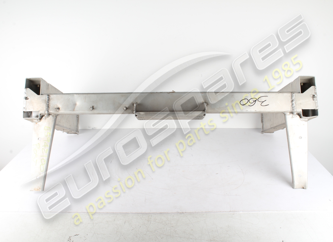utilisé ferrari cadre arrière complet. numéro de pièce 65942100 (2)