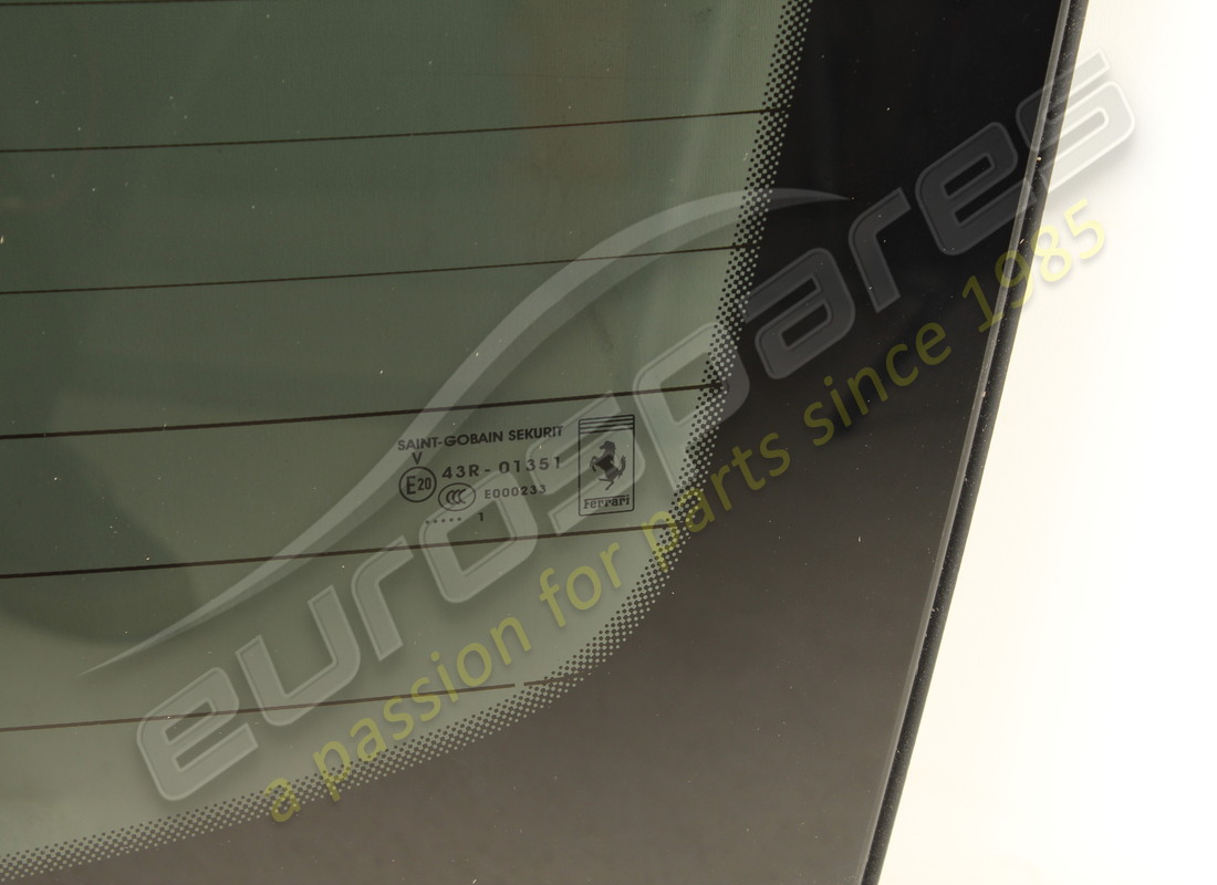 nouveau écran arrière ferrari. numéro de pièce 770322 (2)