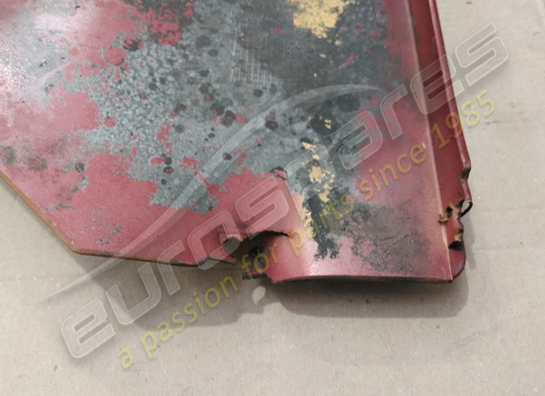 cache-culbuteur lamborghini endommagé, à droite. numéro de pièce 400853564 (3)