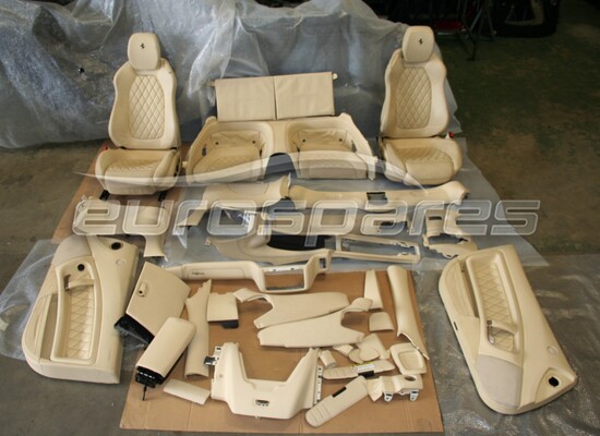 utilisé ferrari rhd cream interior numéro de pièce calint001