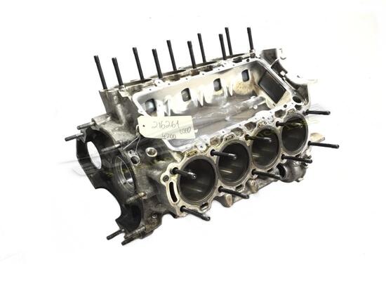 utilisé maserati carter moteur / vilebrequin inférieur. assemblage numéro de pièce 216261