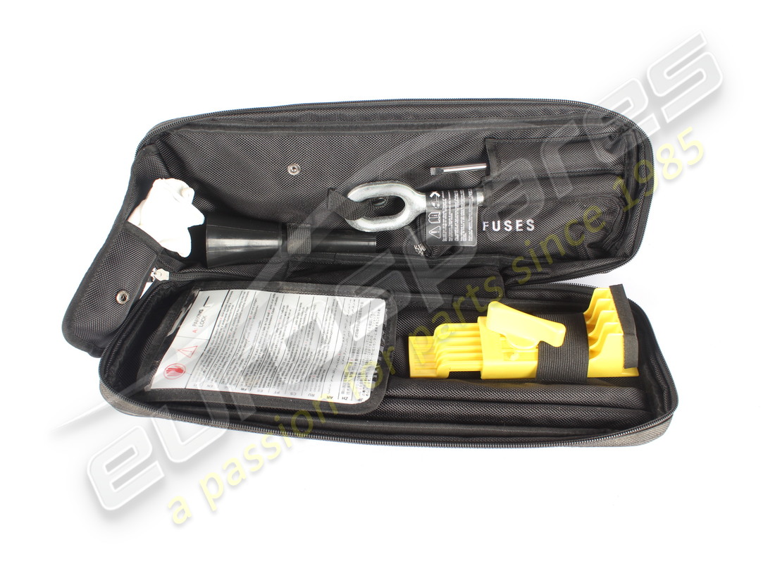 utilisé ferrari sac à outils complet. numéro de pièce 748569 (3)