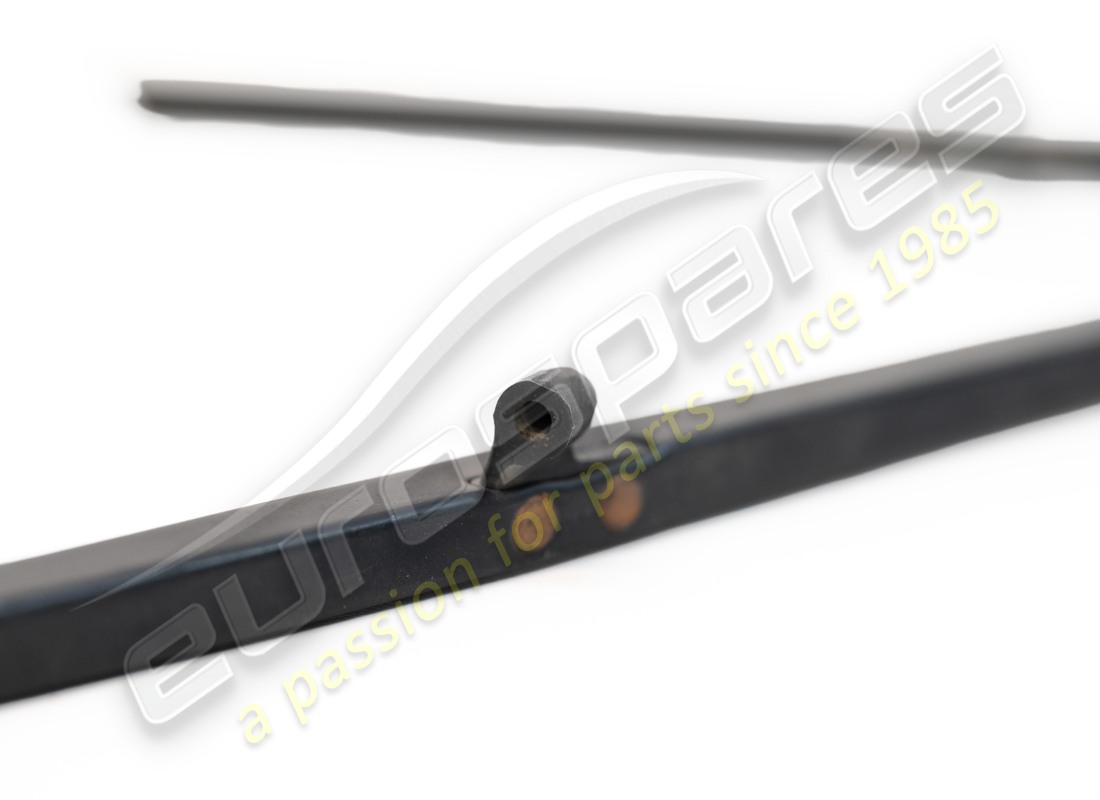 NOUVEAU EUROSPARES 246 GT AVANT GAUCHE QUART DE VERRE CADRE. RÉFÉRENCE EAP1390057 (3) nouveau eurospares 246 gt avant gauche quart de verre cadre. référence eap1390057 (3)