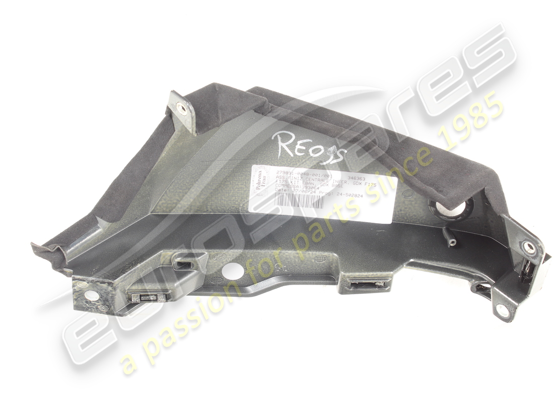garniture centrale inférieure complète d'occasion ferrari. numéro de pièce 741762 (2)