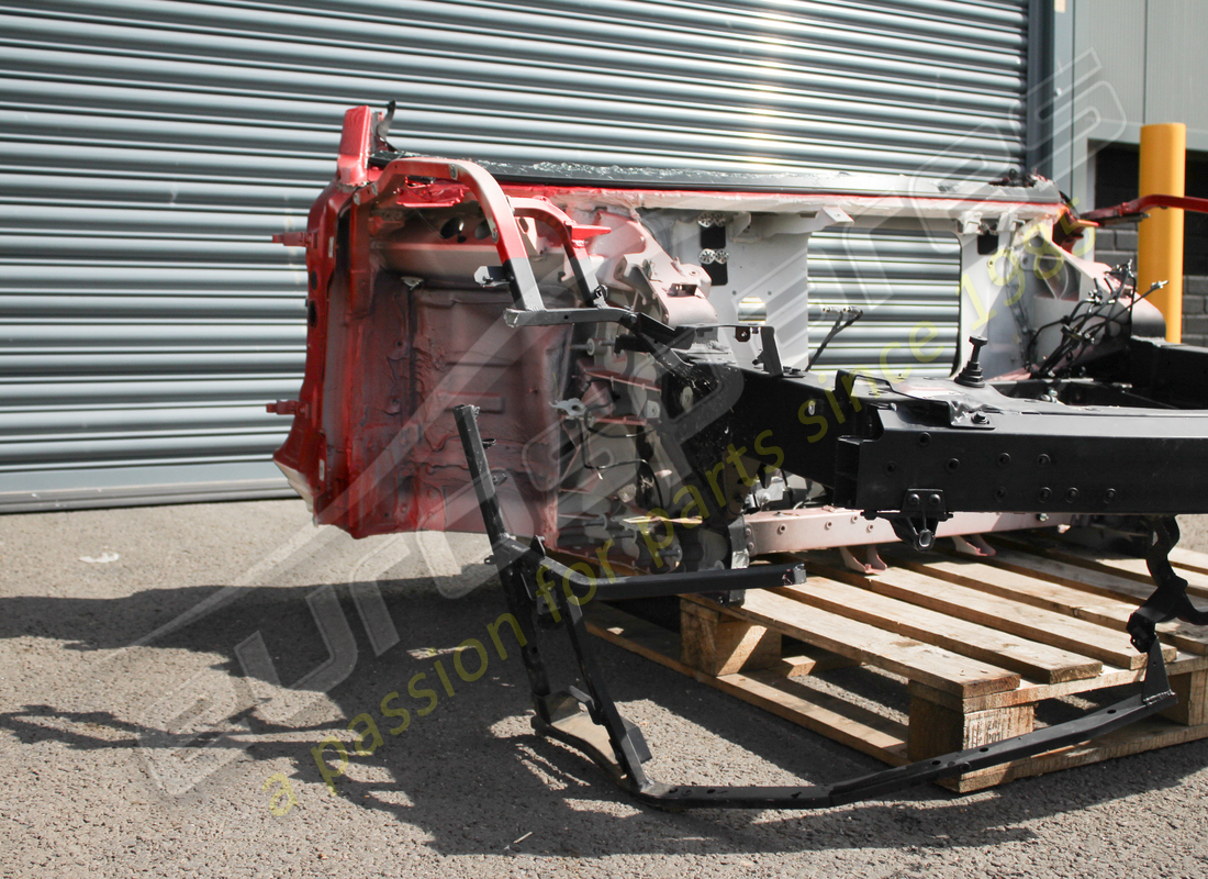 utilisé eurospares ferrari f8 châssis avant. numéro de pièce eap1390088 (3)