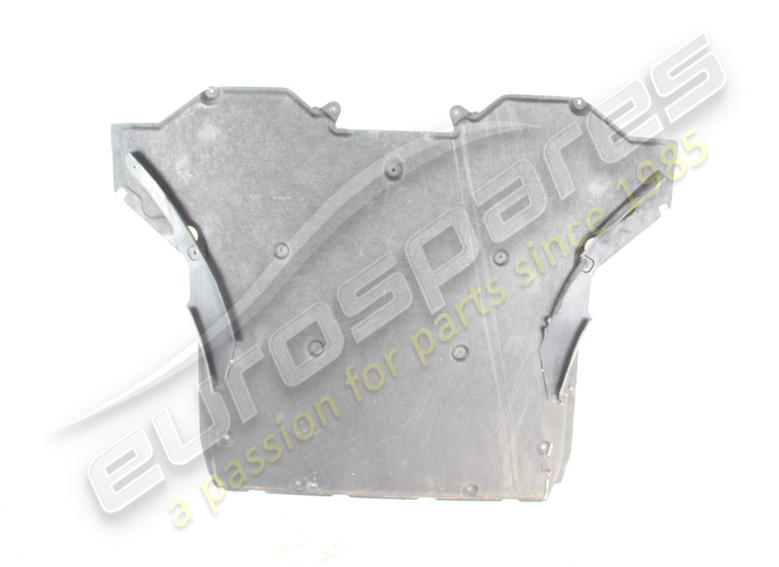 garniture de dessous de caisse endommagée porsche. numéro de pièce 992825523m (2)