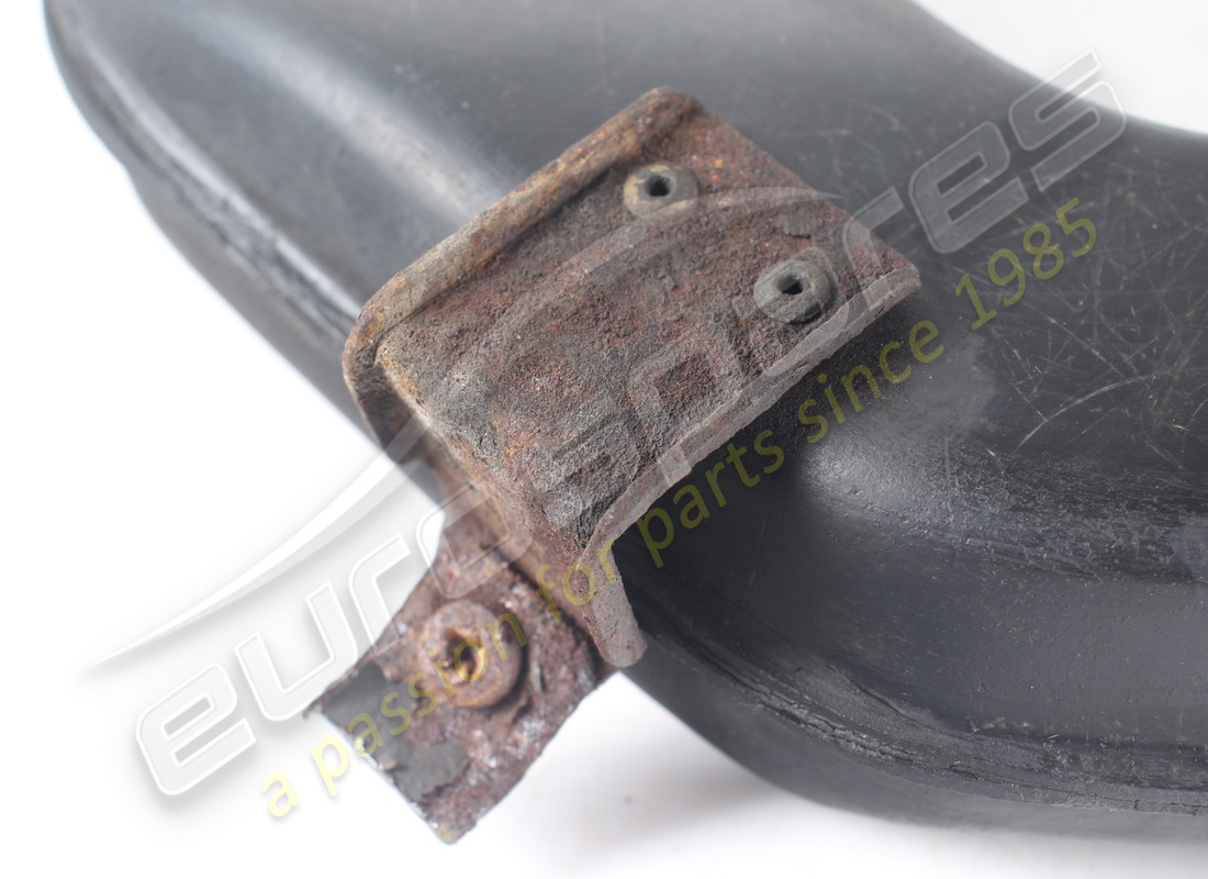 USED MASERATI RH BRAKE DUCT. PART NUMBER 386100154 (3) used maserati rh brake duct. part number 386100154 (3)