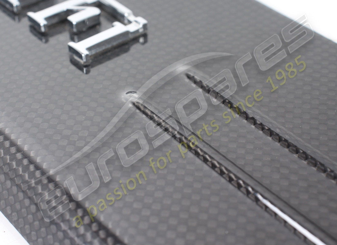 UTILISÉ FERRARI PLAQUE DE PIED DROITE. NUMÉRO DE PIÈCE 86873500 (4) utilisé ferrari plaque de pied droite. numéro de pièce 86873500 (4)