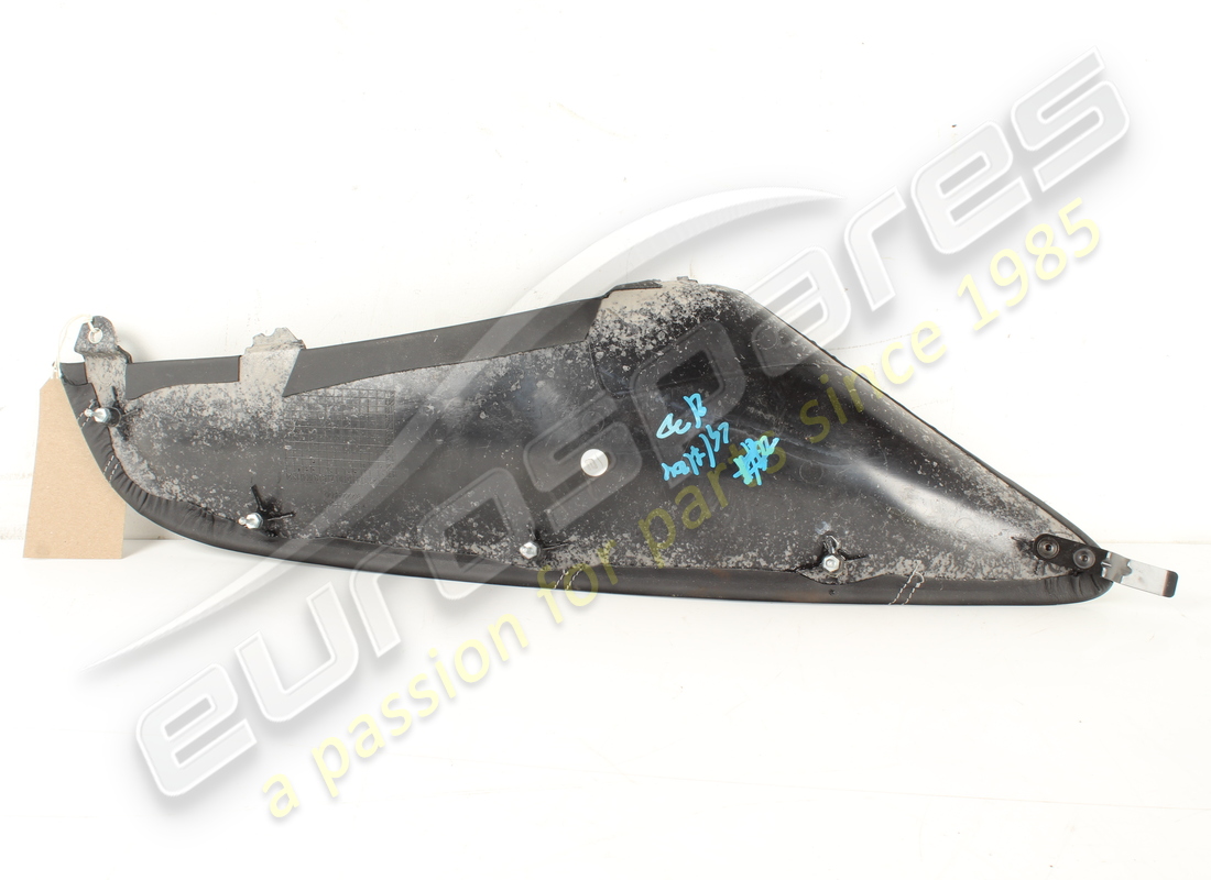 panneau encastré central droit d'occasion ferrari. numéro de pièce 82845800 (3)