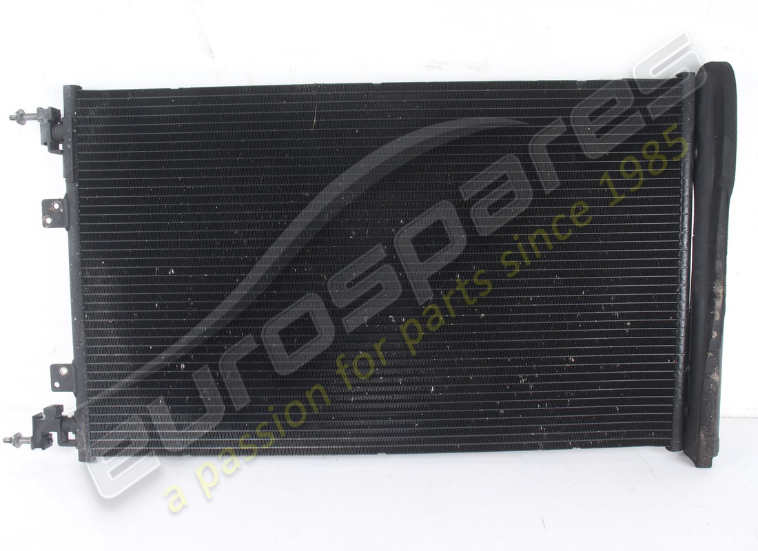 filtre de condenseur de climatisation d'occasion ferrari. référence 265489 (1)