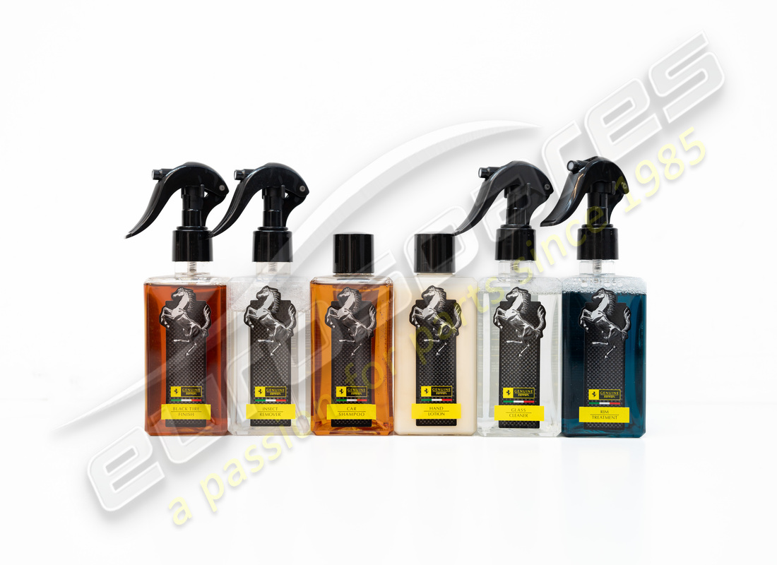 kit d'entretien extérieur de voiture neuf ferrari. numéro de pièce 70004078 (5)