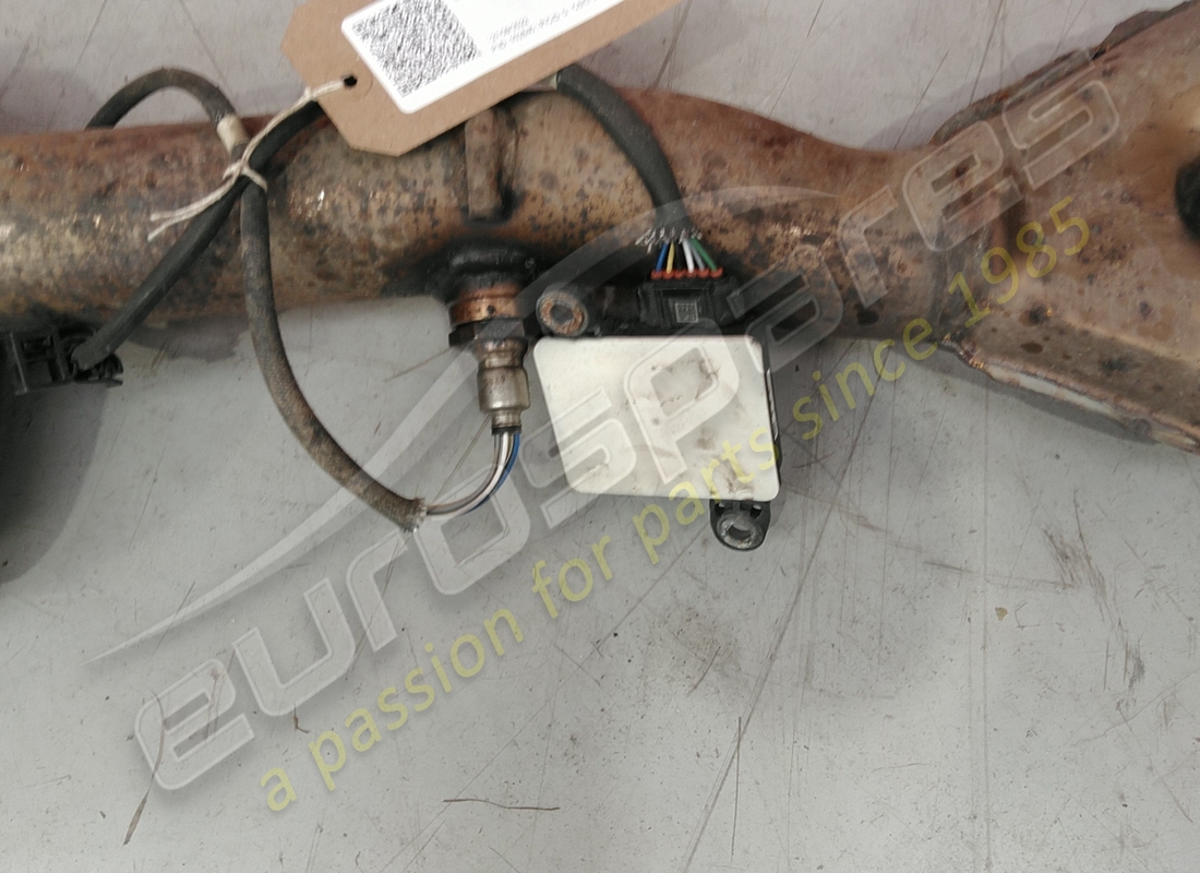utilisé eurospares boîte centrale d'échappement et capteurs. numéro de pièce eap1374258 (2)