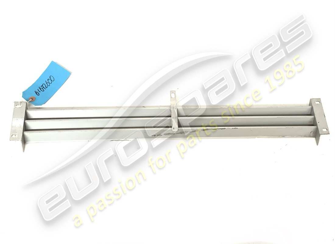 nouvelle grille de capot avant ferrari. numéro de pièce 61672600 (2)