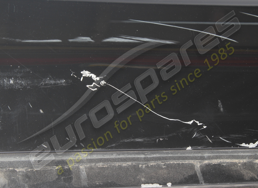 utilisé ferrari porte droite. numéro de pièce 63538600 (2)
