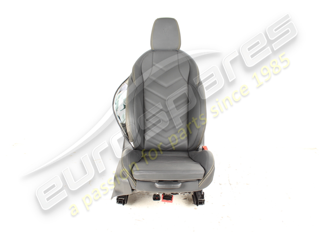 ENSEMBLE DE SIÈGE AVANT DROIT Maserati ENDOMMAGÉ. NUMÉRO DE PIÈCE 670207074 (1)