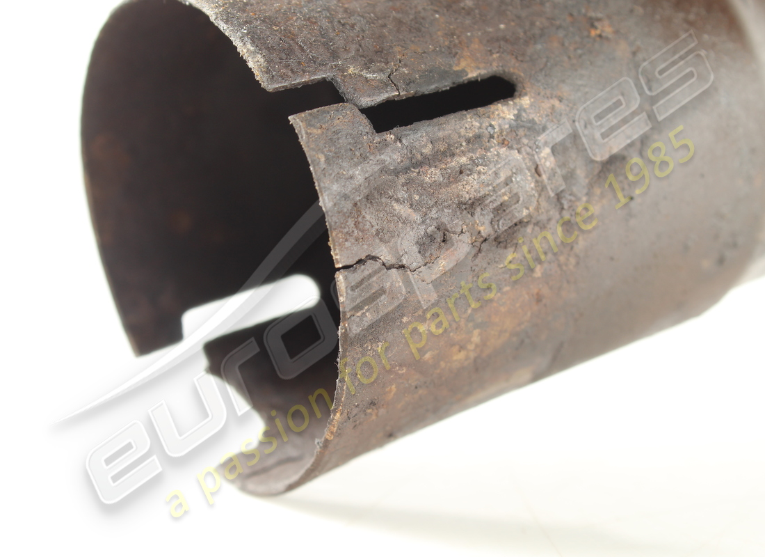 échappement intermédiaire arrière droit d'occasion maserati. référence 389000132 (5)
