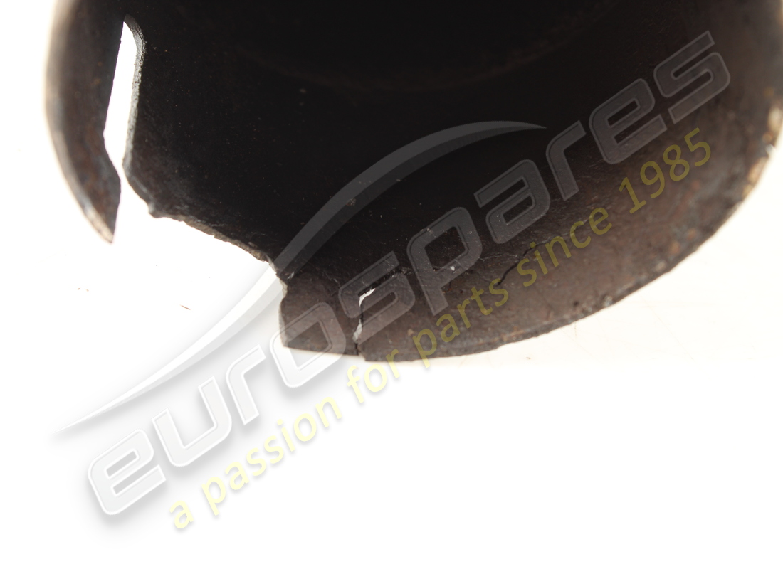 échappement intermédiaire arrière droit d'occasion maserati. référence 389000132 (4)