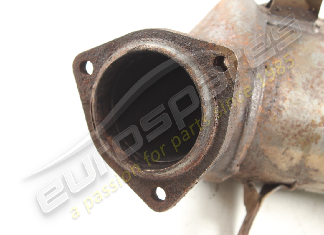 convertisseur catalytique maserati utilisé. numéro de pièce 670031098 (2)