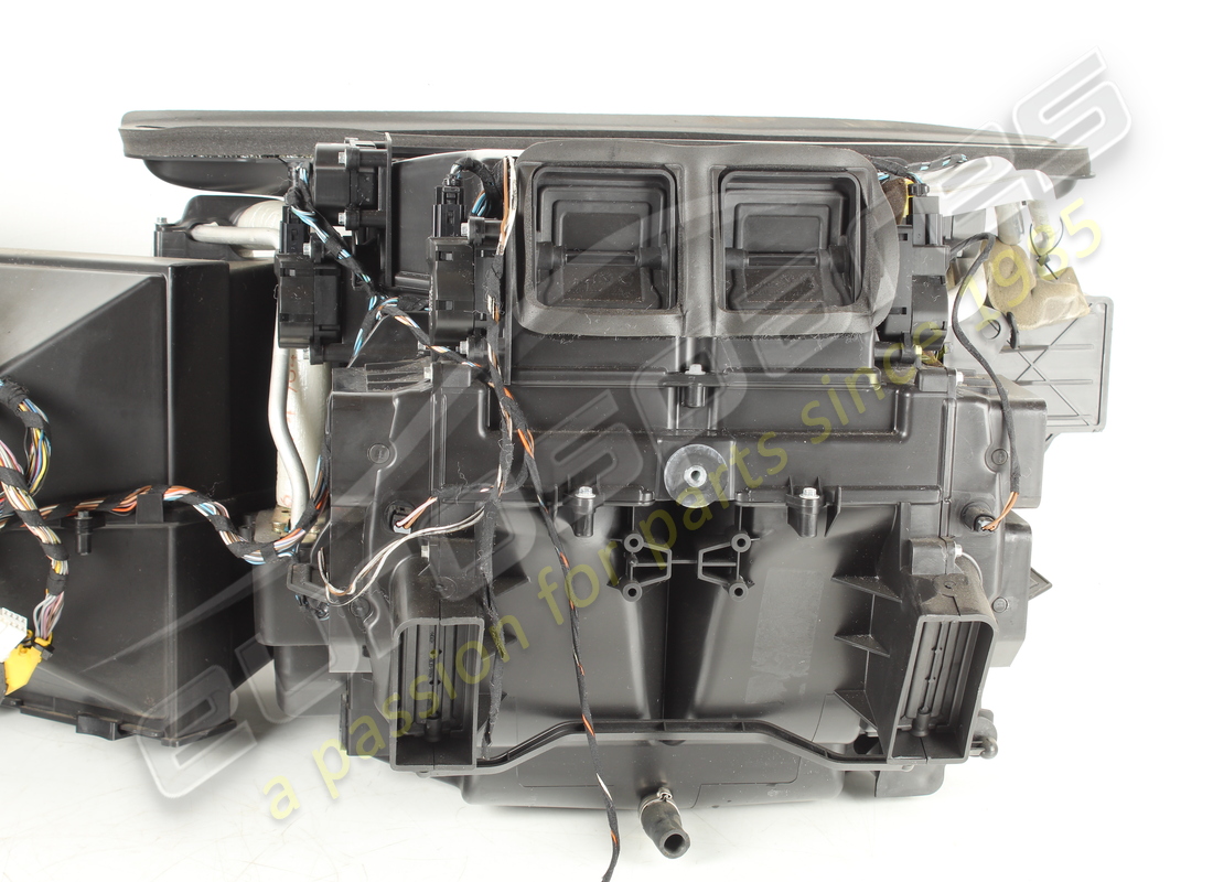 ensemble de climatisation complet d'occasion maserati. numéro de pièce 68462400 (2)