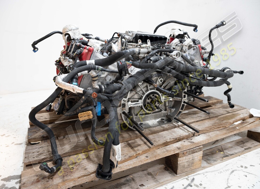 moteur complet d'occasion ferrari. numéro de pièce 985000364 (3)