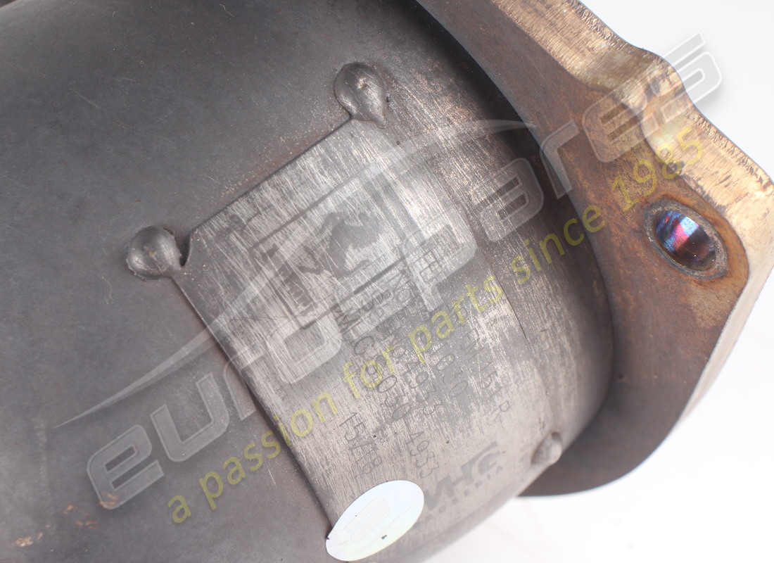 UTILISÉ FERRARI COLLECTEUR D'ÉCHAPPEMENT DROIT COMPLET. NUMÉRO DE PIÈCE 281030 (3) utilisé ferrari collecteur d'échappement droit complet. numéro de pièce 281030 (3)