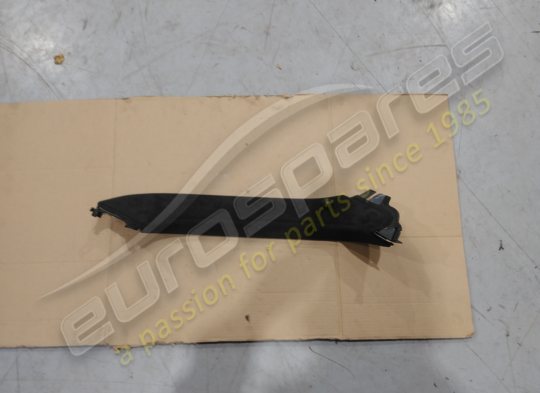 Lamborghini DOUBLURE, COUVERCLE DE COFFRE UTILISÉ. NUMÉRO DE PIÈCE 4ML867607BJR7 (1)